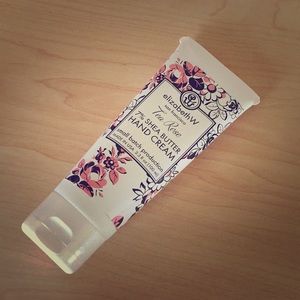 ElizabethW San Francisco tea rose hand cream